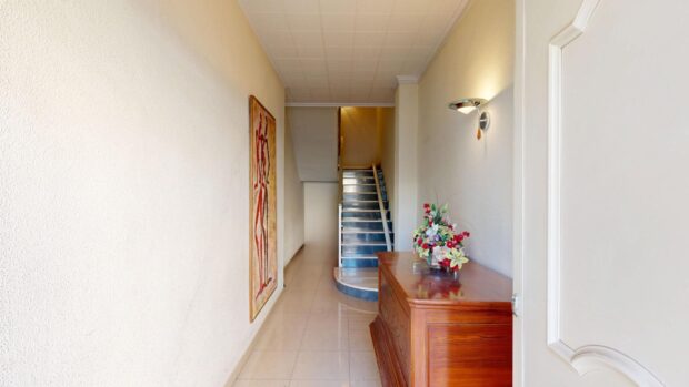 property image #1