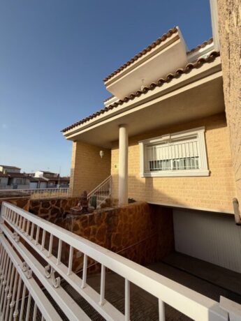 property image #1