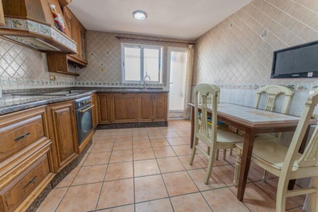 property image #3