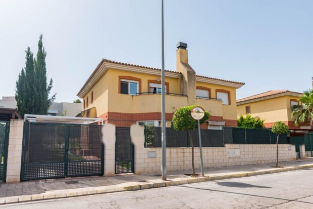 property image #0