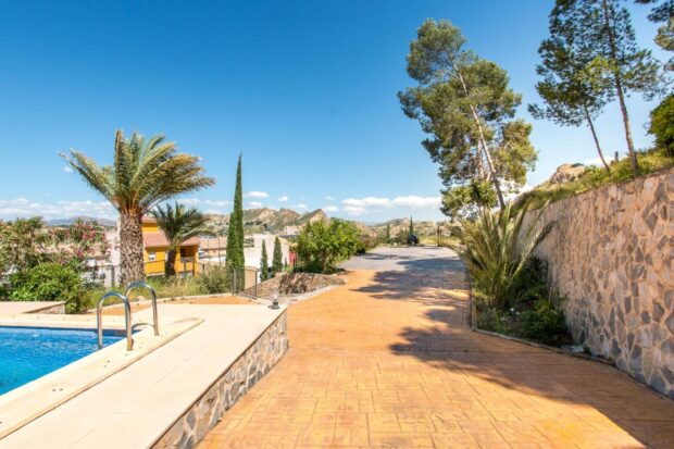 property image #4