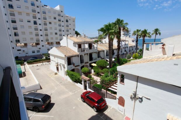 property image #3