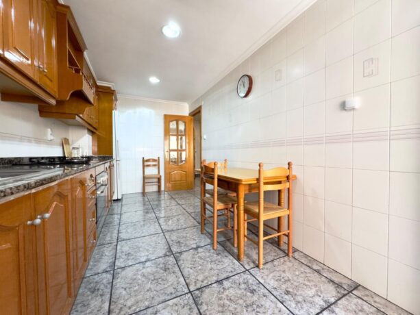 property image #3