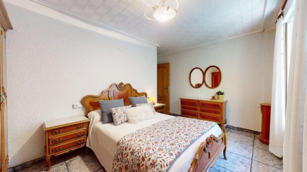 property image #2