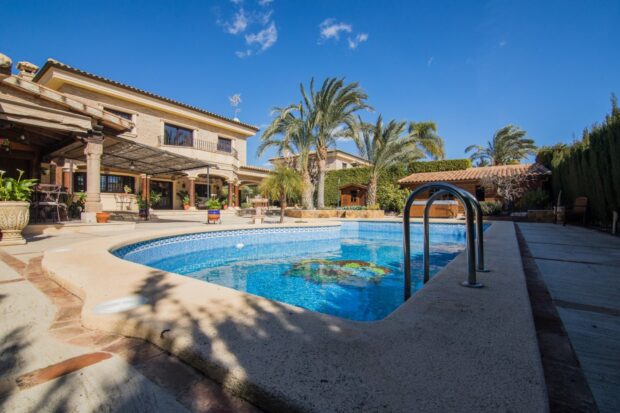 property image #4