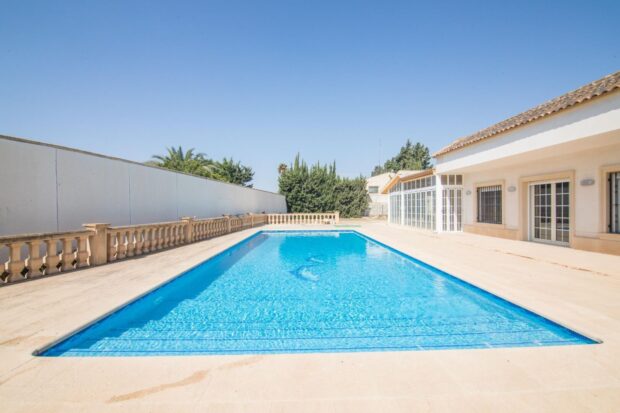 property image #3
