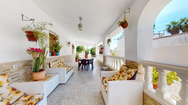 property image #2