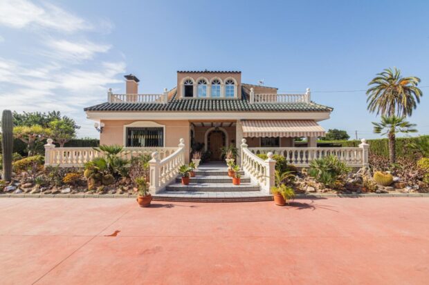 property image #0