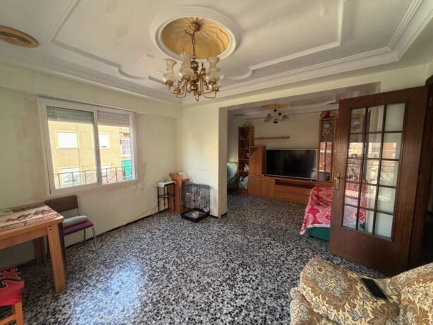 property image #3
