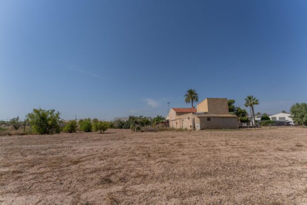 property image #2