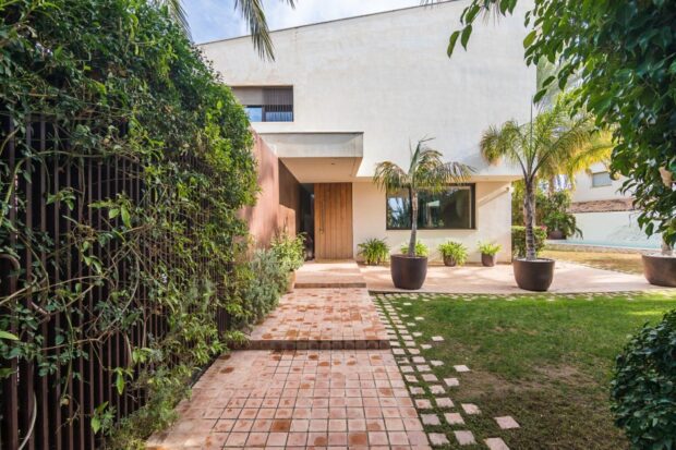 property image #2