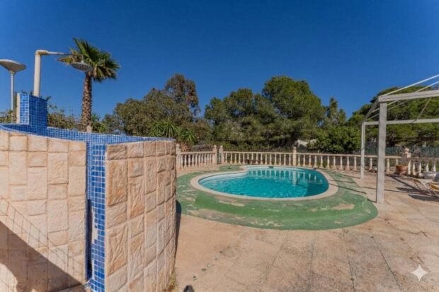 property image #2