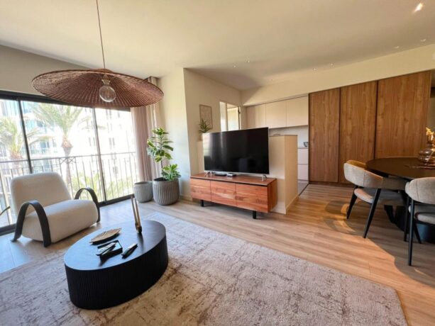 property image #0
