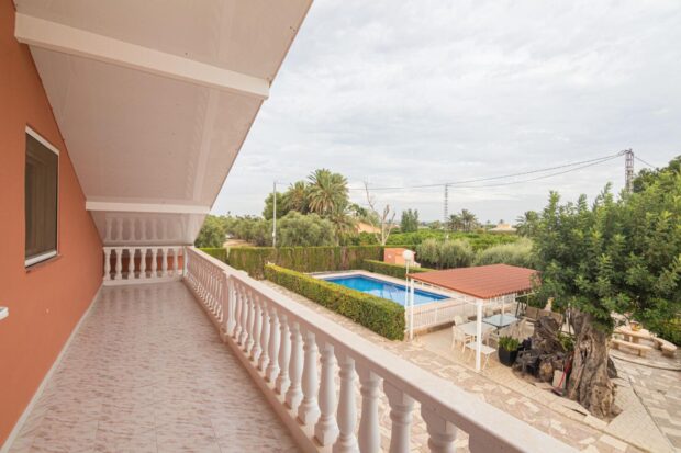 property image #3